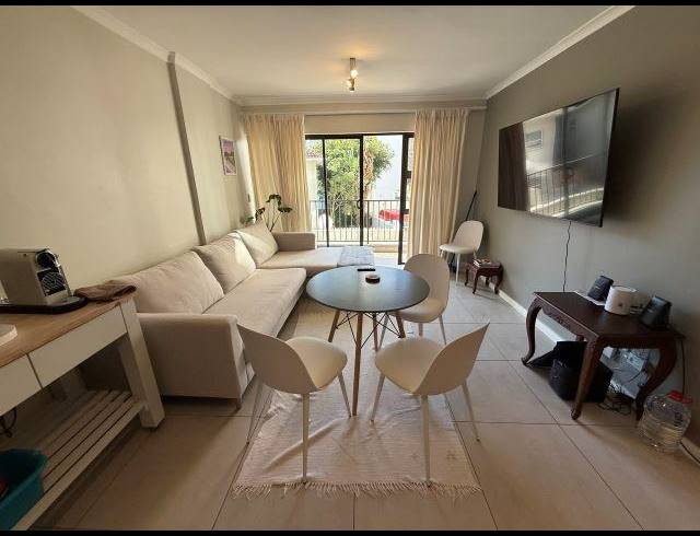 1 BEDROOM PROPERTY TO RENT IN RONDEBOSCH